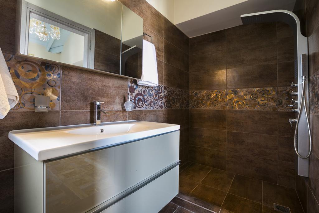 סבורונטה Pleiades Luxury Villa מראה חיצוני תמונה
